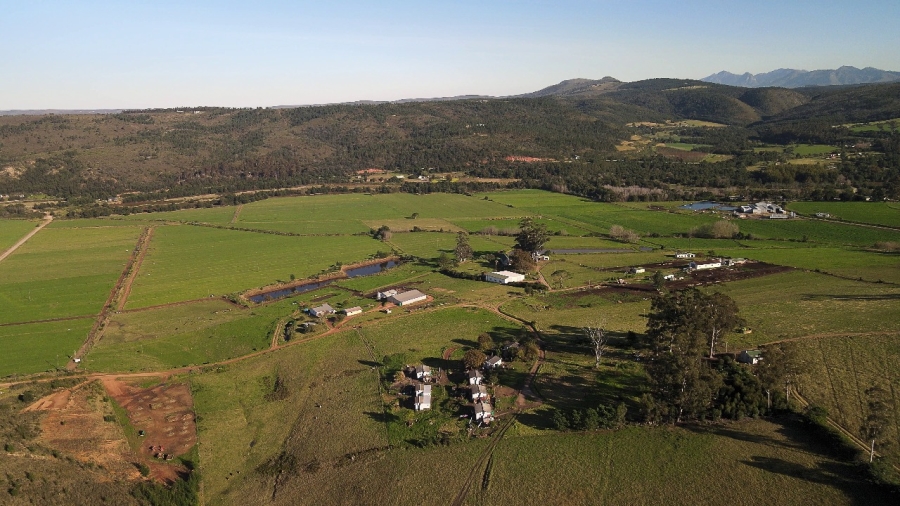 6 Bedroom Property for Sale in Riversdale Rural Western Cape